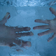 Image for article titled A cool hand could help you lose weight